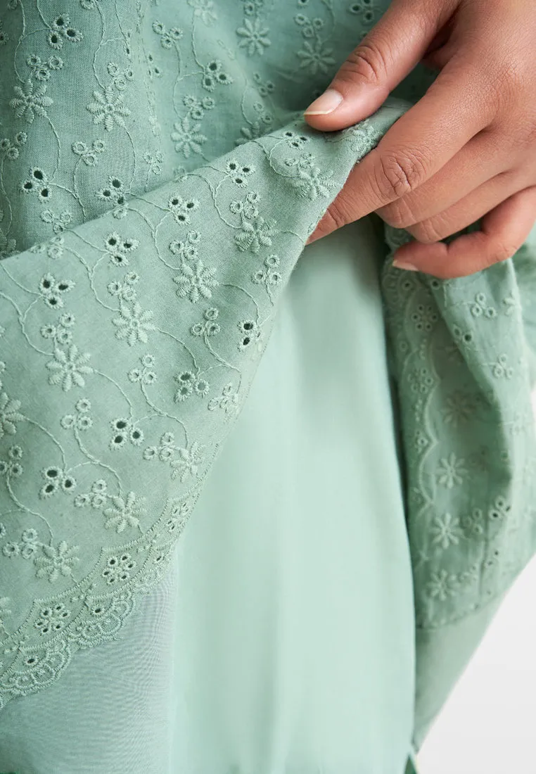 Eiliyah Raya Eyelet Collection Long Kurung Top - Green