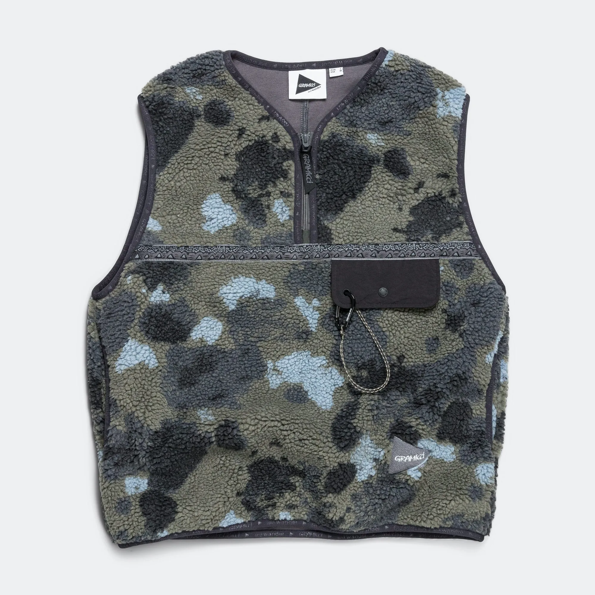 JQ Tape Fleece Vest x and wander - Camo