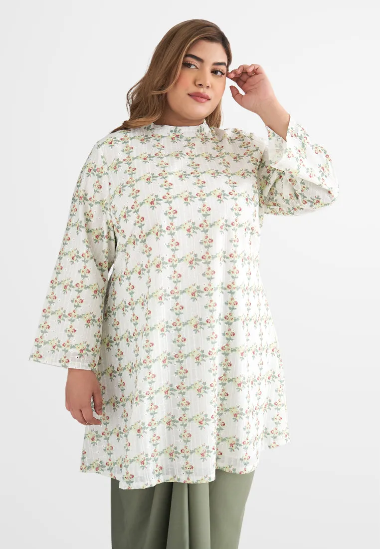 Melati High Neck Embroidery Long Kurung Top - Green