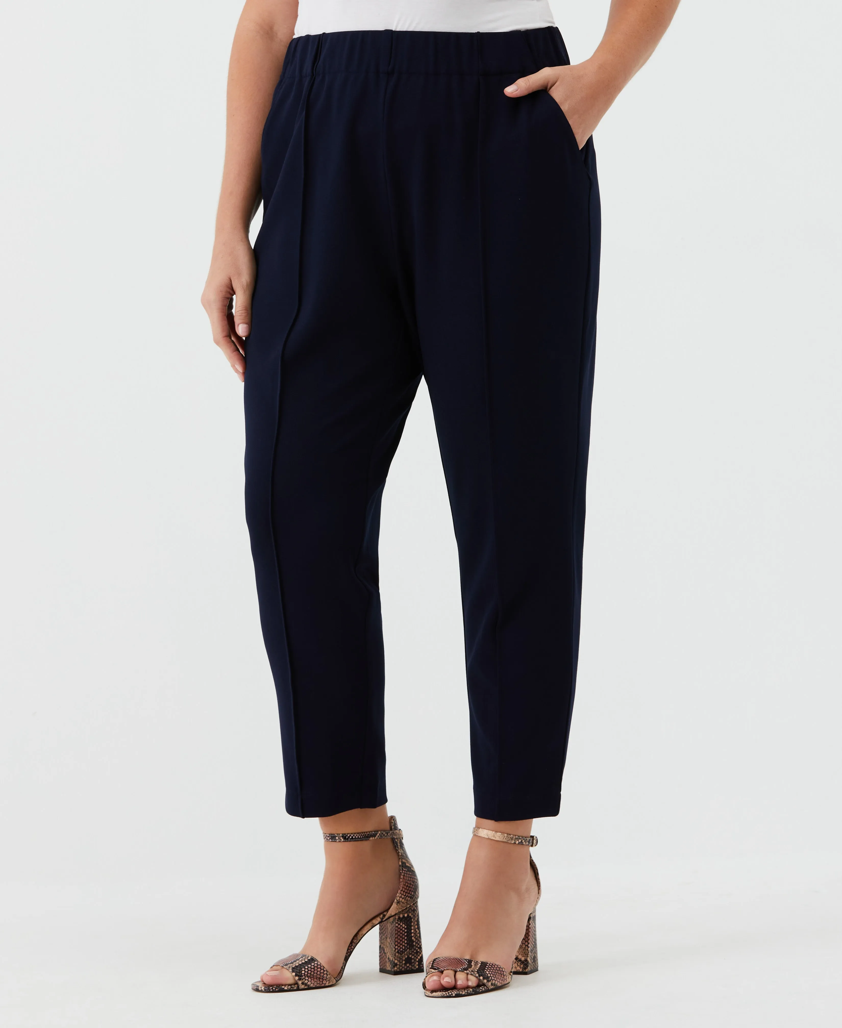 Plus Size Easy Pull On Pant