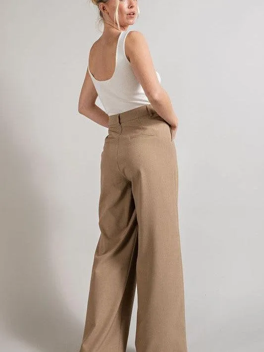 Wide Leg Style Pleated Pants